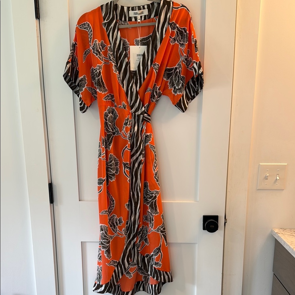 BNWT Diane Von Furstenberg Echo Dress in Sun Prairie Medium Miami- Size 6